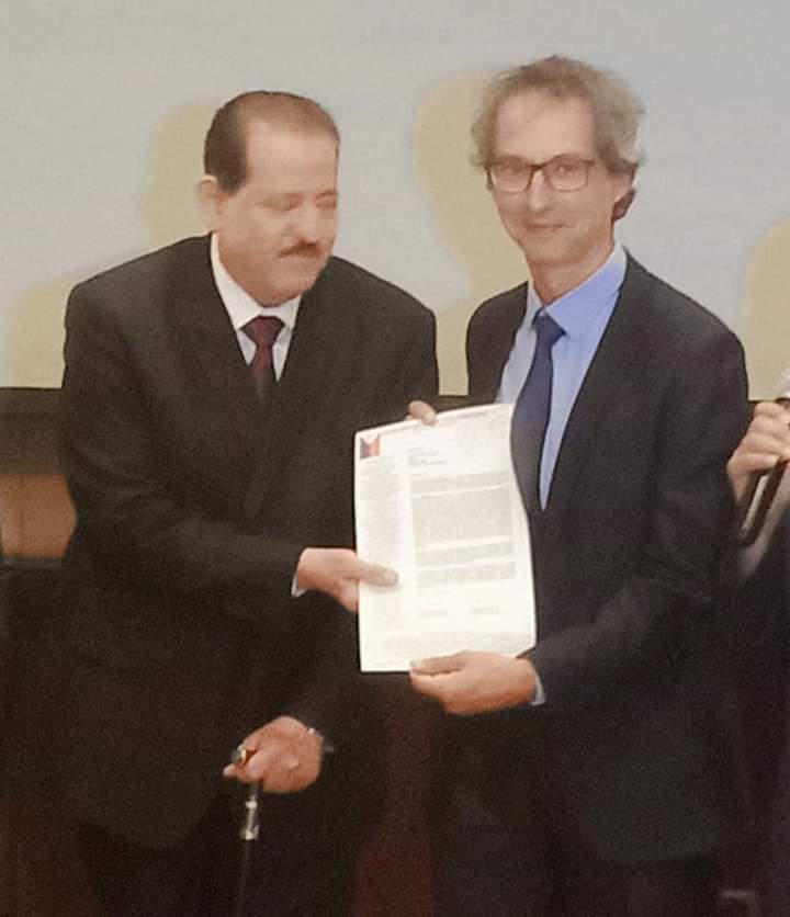 Premio Nobel sueco, Manila